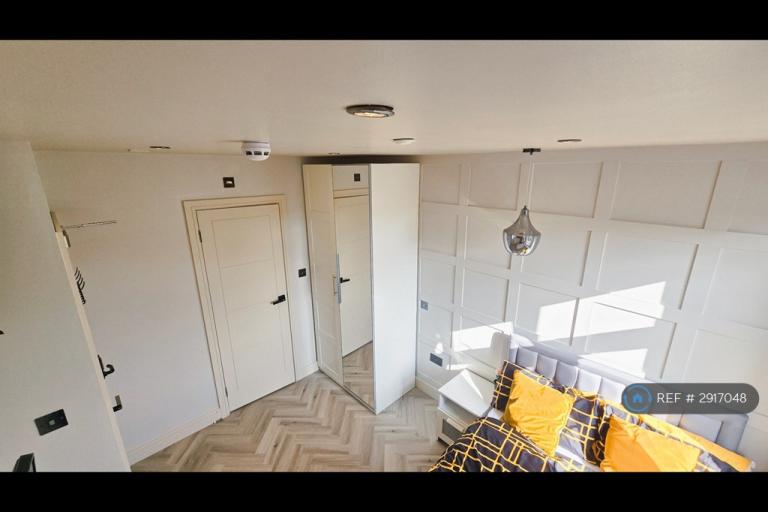 1 bedroom in Waverley Road, London, SE18 (#2917048)
