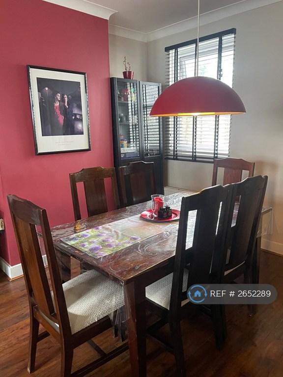 1 bedroom in Romford, Romford, RM7 (#2652289)