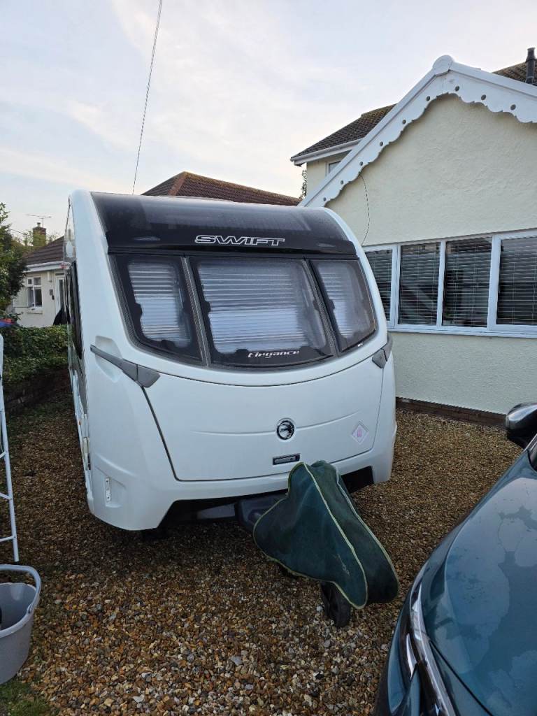 2015 Swift Elegance 580 - Luxury 4-Berth with £1,500+ Extras