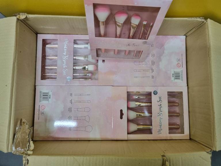 X 13 boxes make up brushes