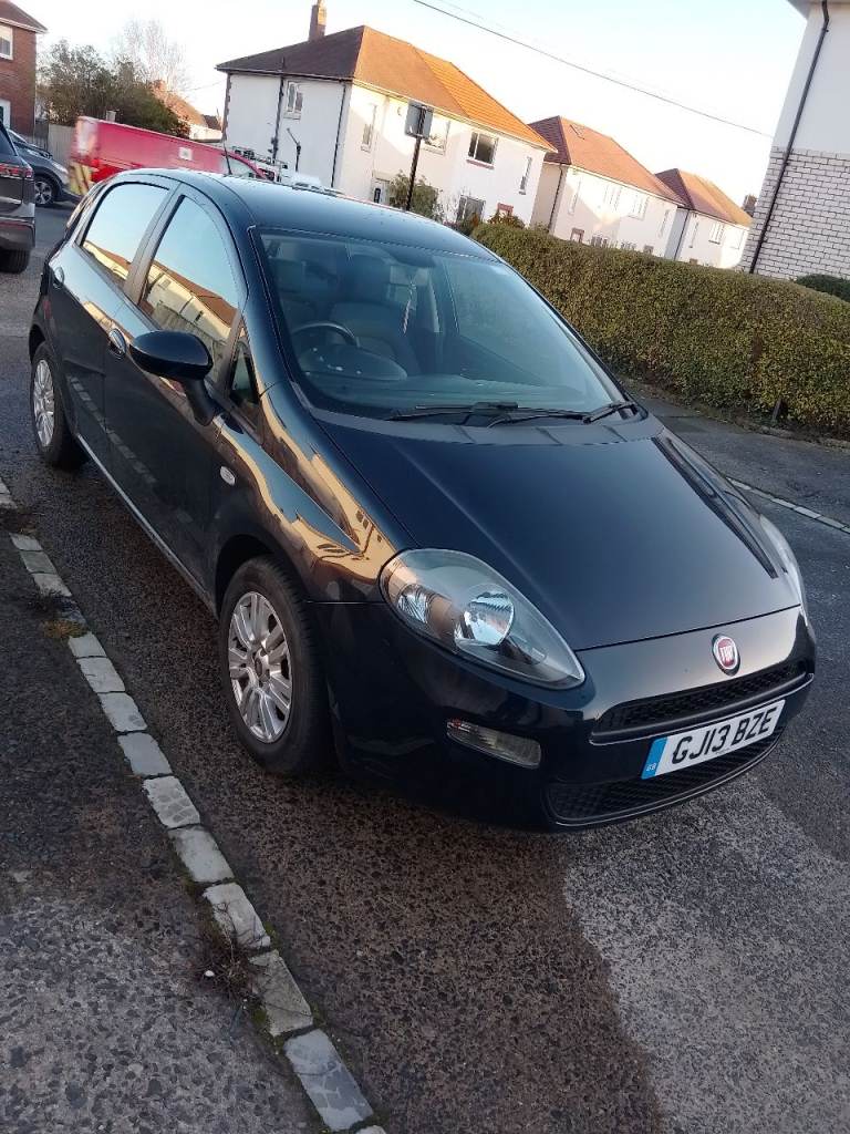 Fiat, PUNTO, Hatchback, 2013, Manual, 1242 (cc), 5 doors