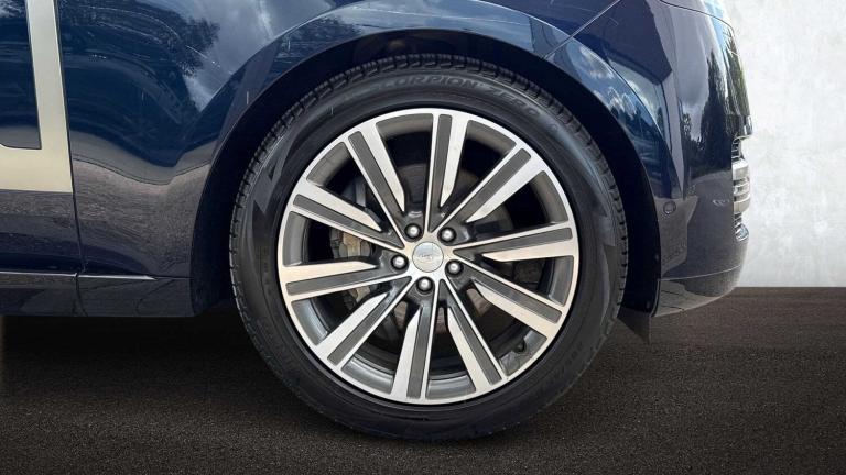  Land Rover Range Rover 3.0 D300 SE 4dr Auto SUV Diesel Automatic