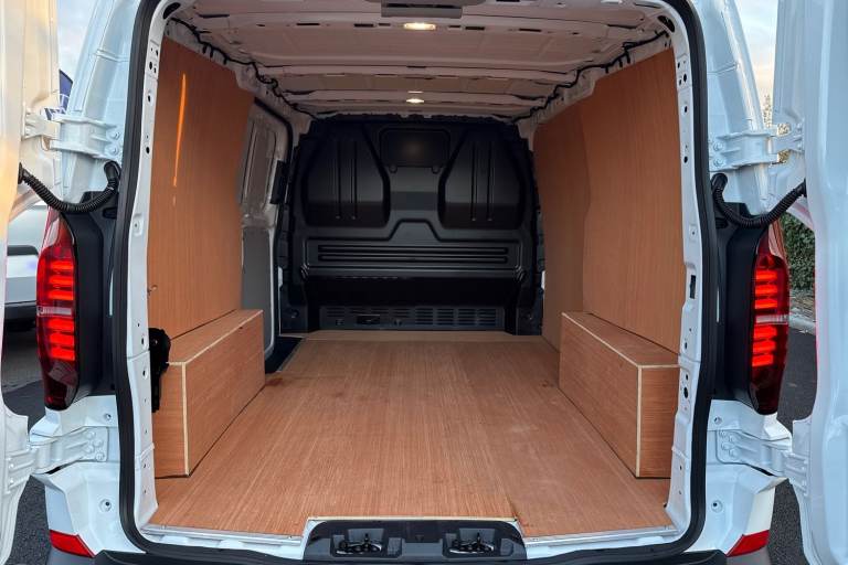 2025 Volkswagen Transporter 2.0 TDI 110 Commerce Plus Van Van DIESEL Manual