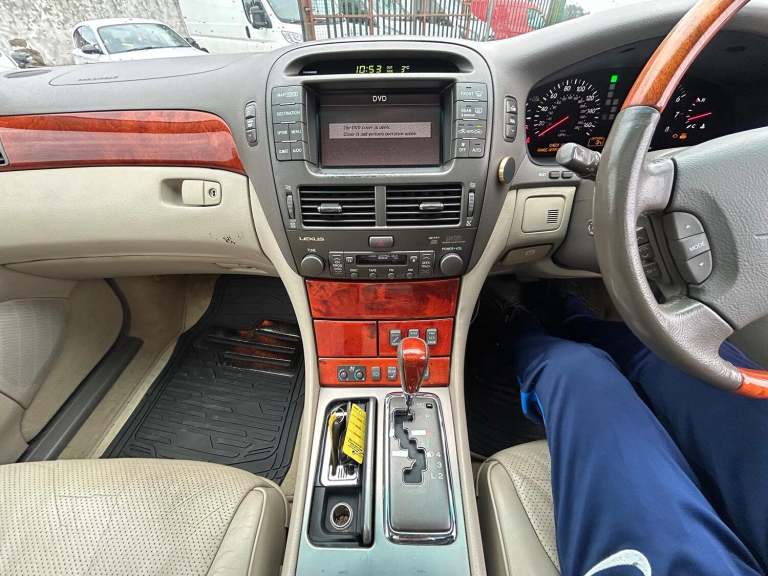 LEXUS LS 4.3 430 2002