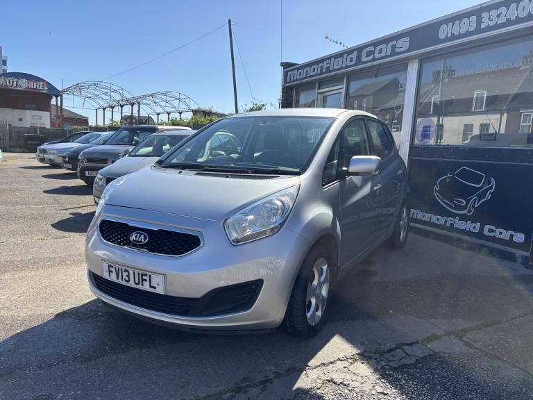KIA VENGA 1.6 2 Silver Auto Petrol 2013
