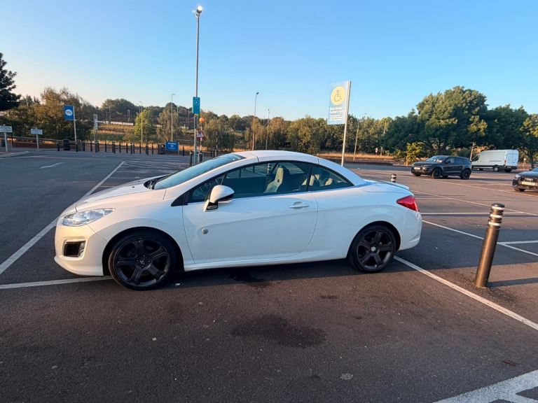 Peugeot, 308, Convertible, 2013, Manual, 1598 (cc), 2 doors