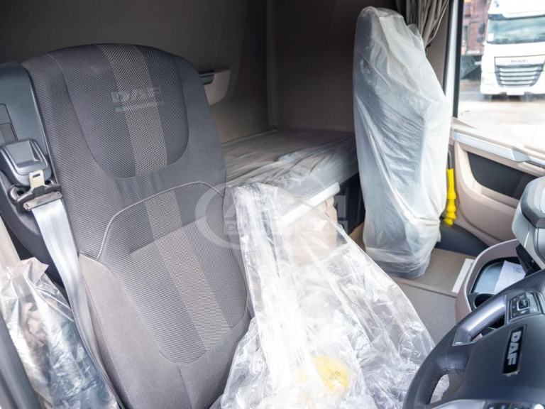 2025 DAF XG 530 6X2 26T CHASSIS CAB