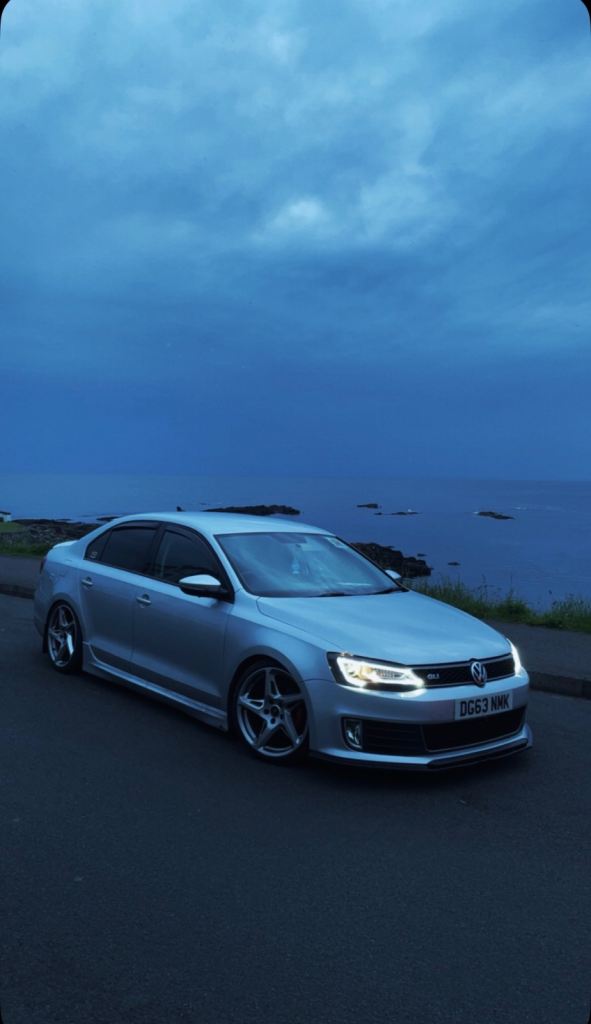 Volkswagen, JETTA, Saloon, 2014, Manual, 1968 (cc), 4 doors