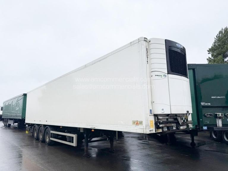GRAY & ADAMS 4000MM MONO-TEMP FRIDGE TRI AXLE TRAILER