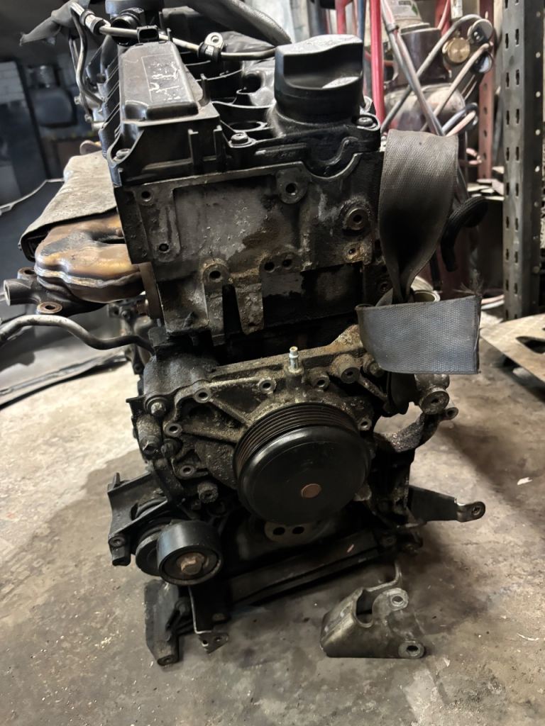 Mercedes C220d OM651 2.1 Diesel Engine Block & Head Complete 2016