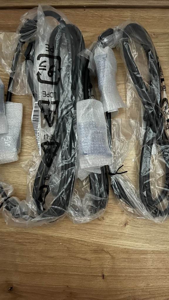 NEW bundle of monitor cables sold as seen