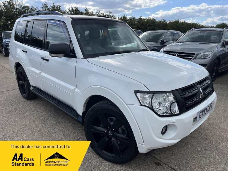 2013 Mitsubishi Shogun 3.2 DI-DC SG4 Black Auto 4WD Euro 5 5dr LWB SUV Diesel Automatic