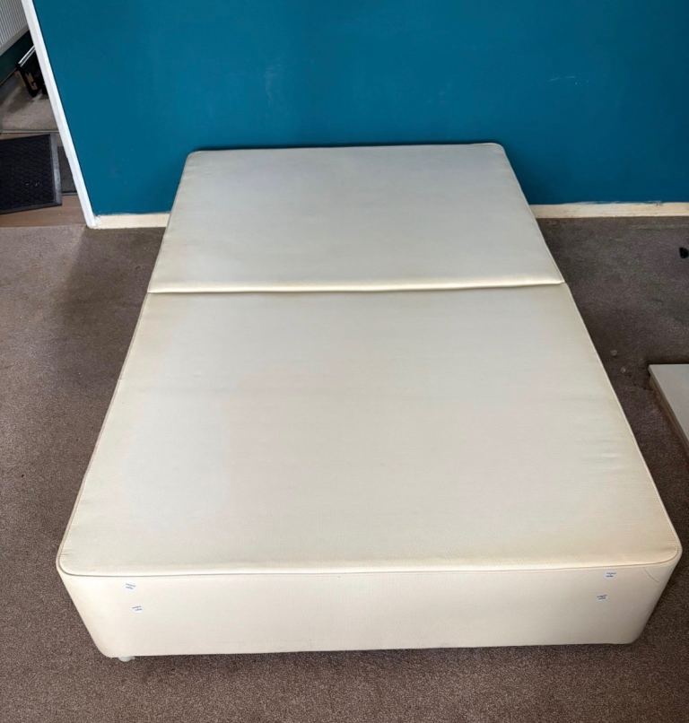 Free White small double divan bed base bedroom furniture 