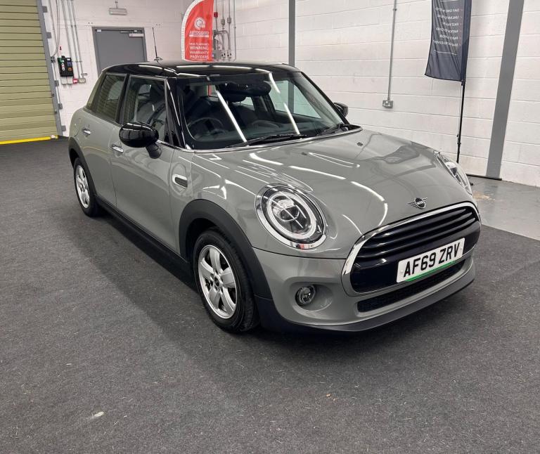 2019 MINI Hatch 1.5 Cooper Classic Euro 6 (s/s) 5dr HATCHBACK Petrol Manual