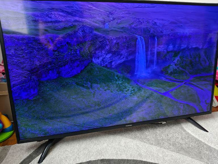 Hisense H50N5300UK 50-inch LED 4K Smart TV with Remote (FAULTY)