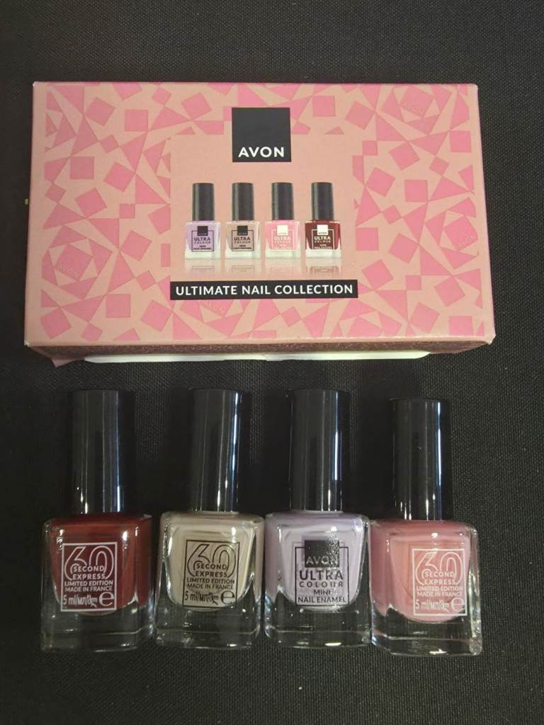 Nail varnish gift set 