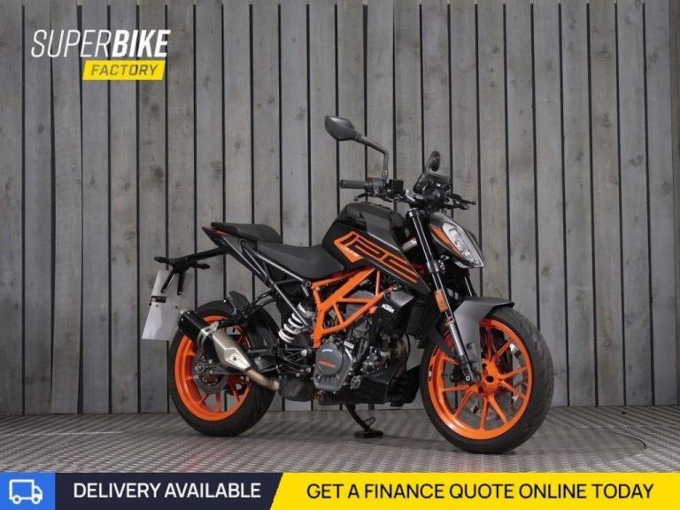 2021 71 KTM 125 DUKE