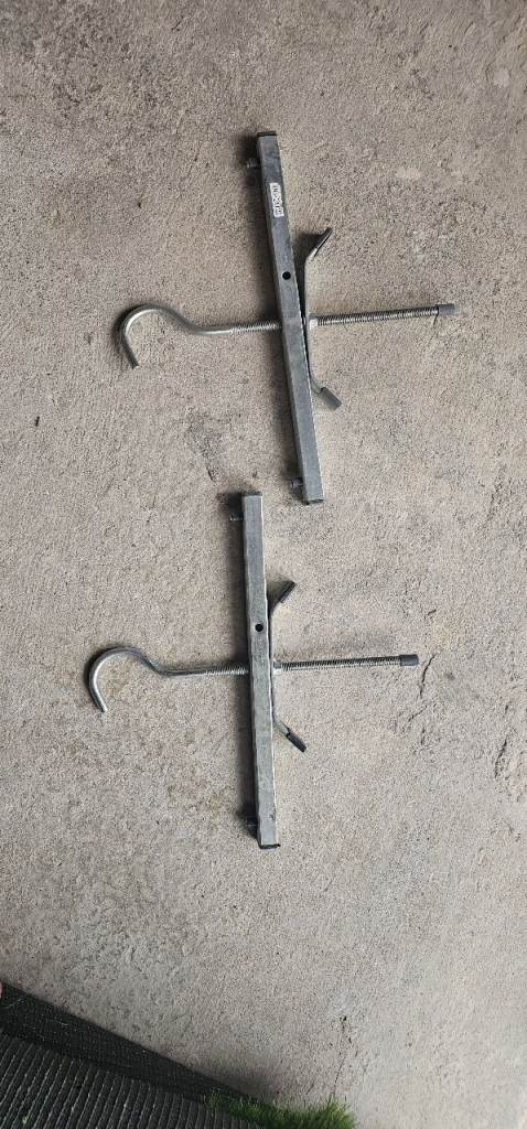 Ladder Clamps – Good Condition, No Rust