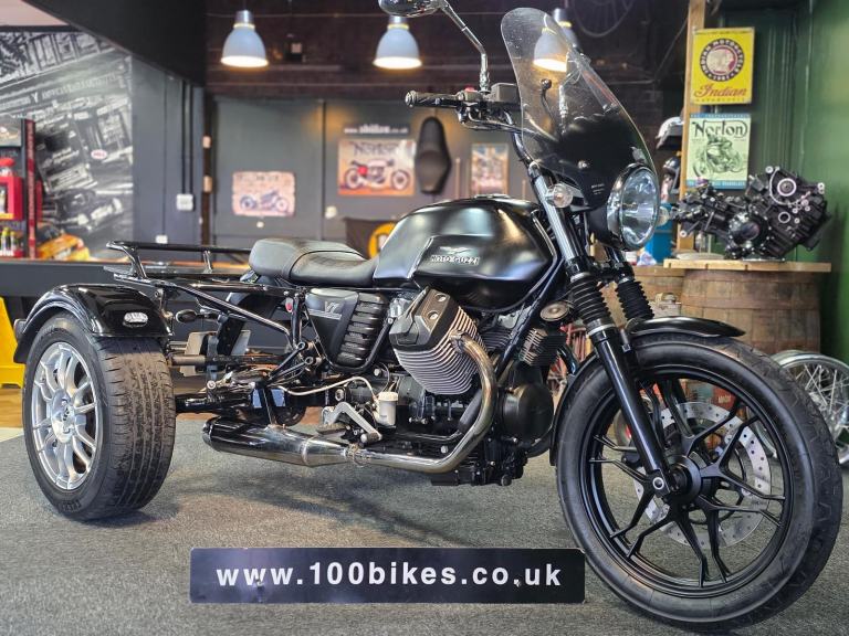 2012 MOTO GUZZI V7 TRIKE WITH REVERSE GEAR 21,900 MILE'S 