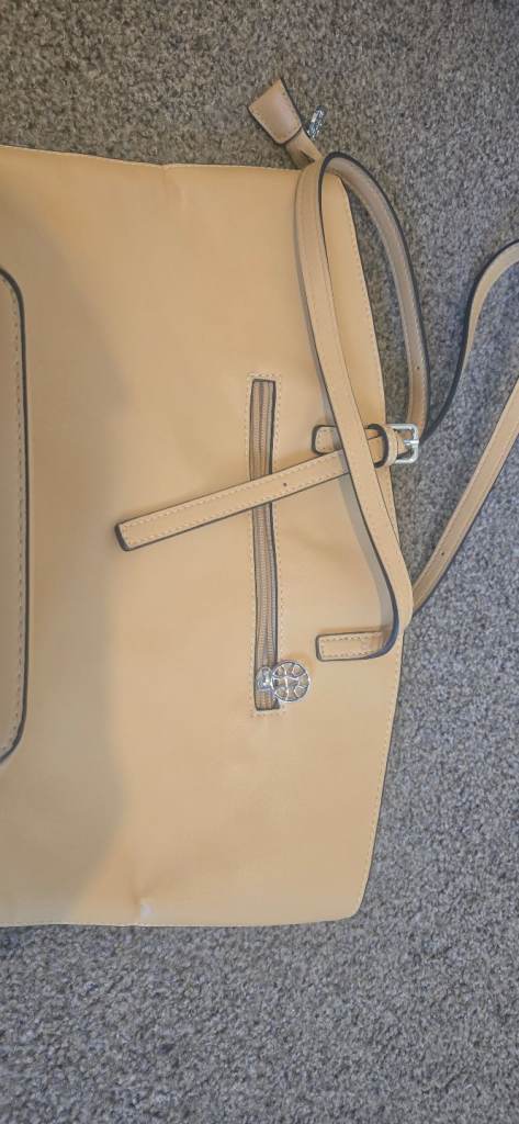  Cortigiani laser-cut tote bag. Cortigiani is an Italian fashion brand 