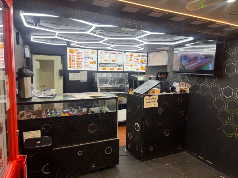 Pizza chicken south india restaurant  for Sale or lease in Forest Gate with equipment in Forest Gate