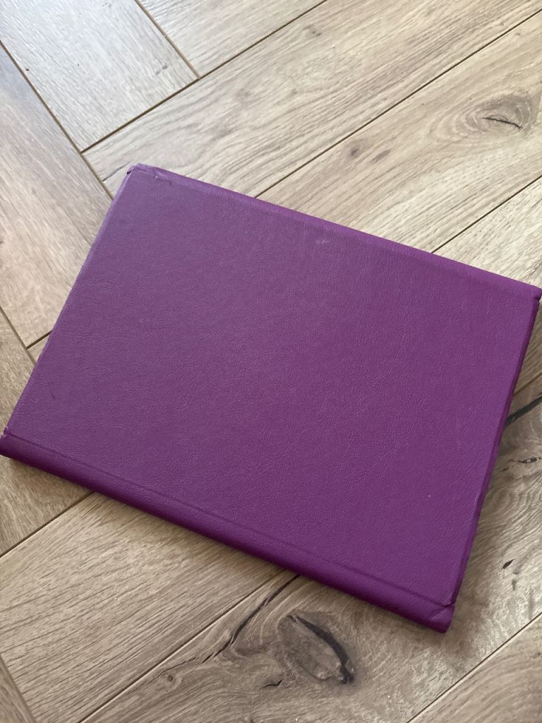 Universal 10.5 purple tablet cover. 