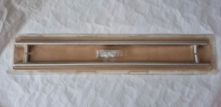 Brushed Nickel Effect Rod Handles for Kitchen