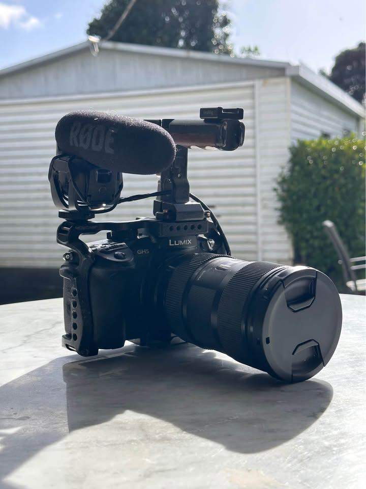 Panasonic GH5 + Sigma 18-35mm f1.8 + Metabones Speed Booster