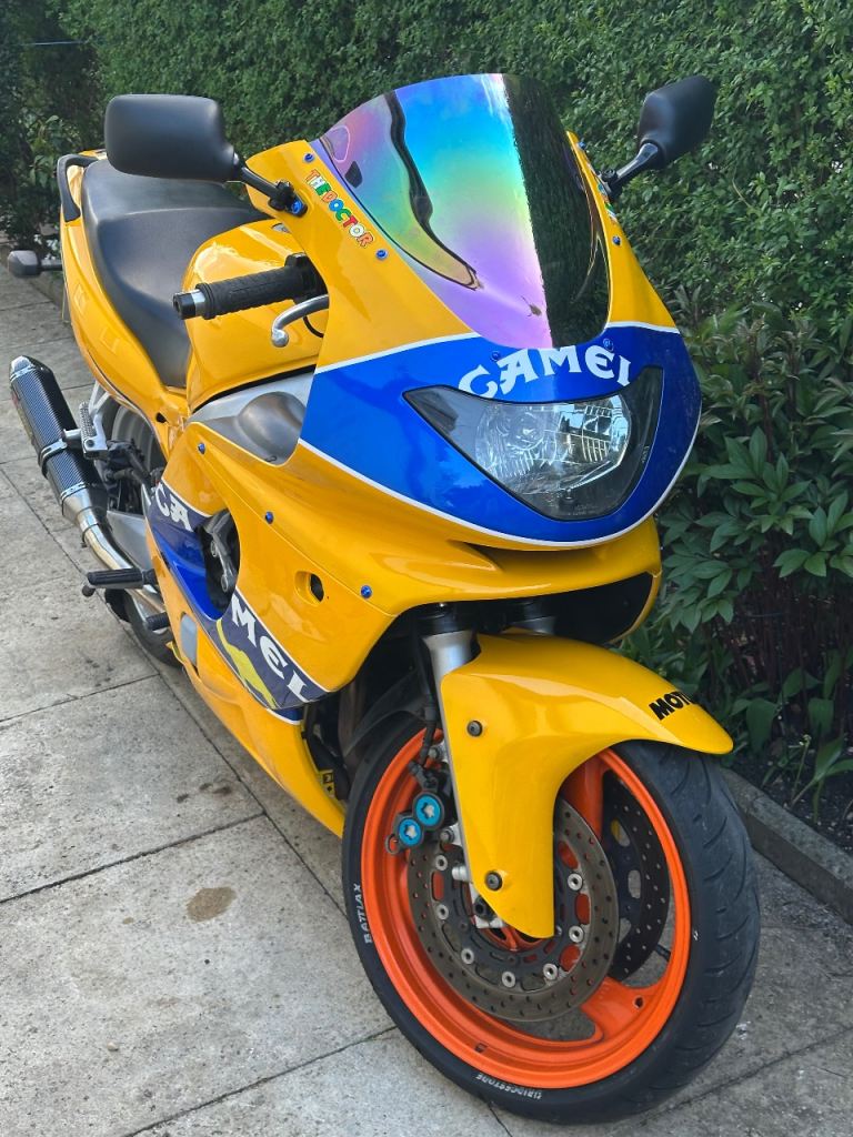 Yamaha, YZF, 1998, 599 (cc)