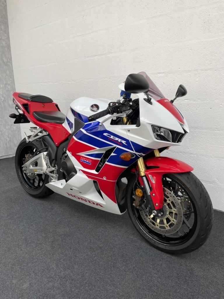HONDA CBR600RR  Petrol Manual in White