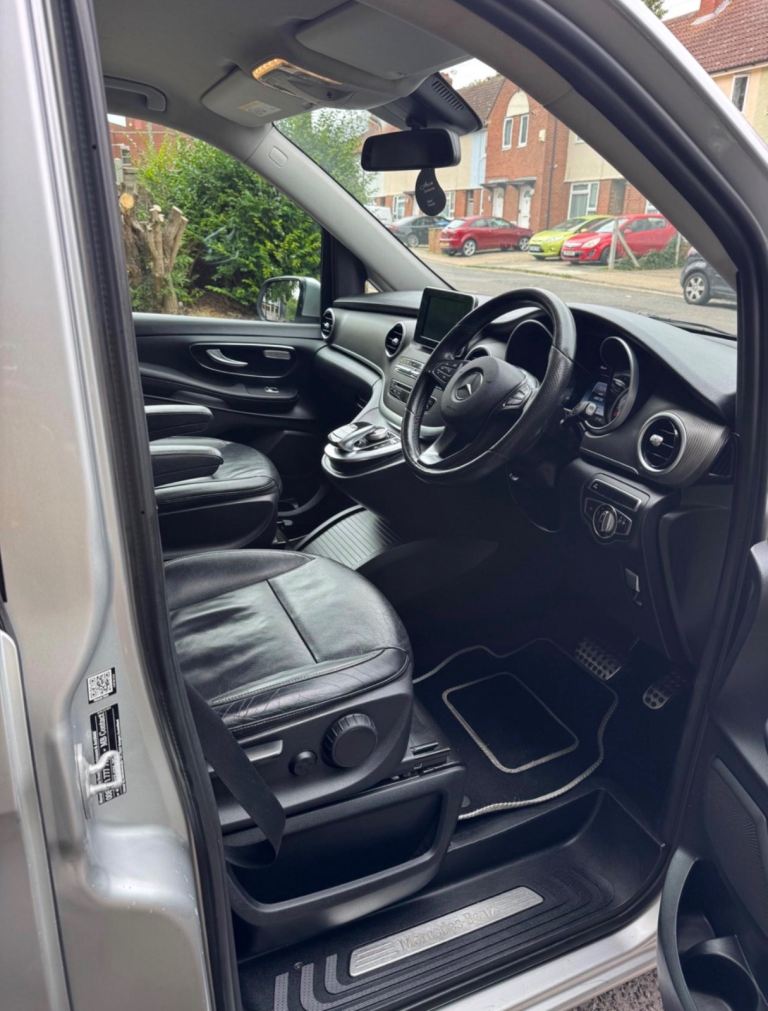 Mercedes-Benz, V CLASS, MPV, 2015, Semi-Auto, 2143 (cc), 5 doors