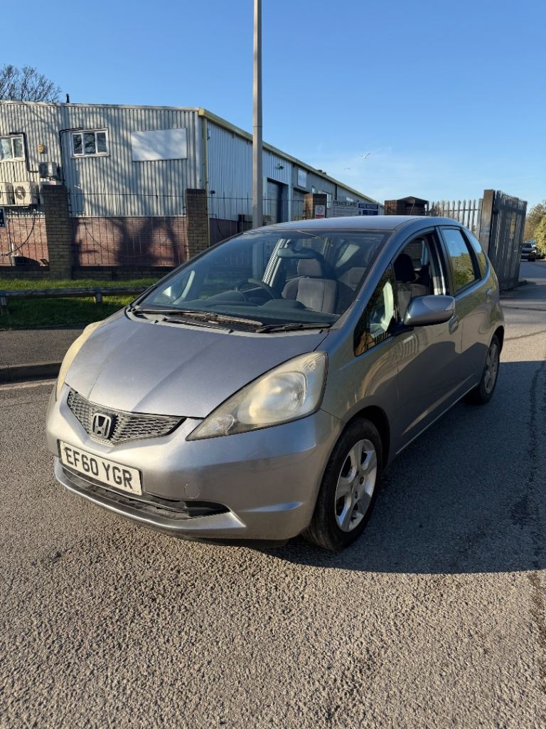 Honda, JAZZ, Hatchback, 2011, Semi-Auto, 1339 (cc), 5 doors