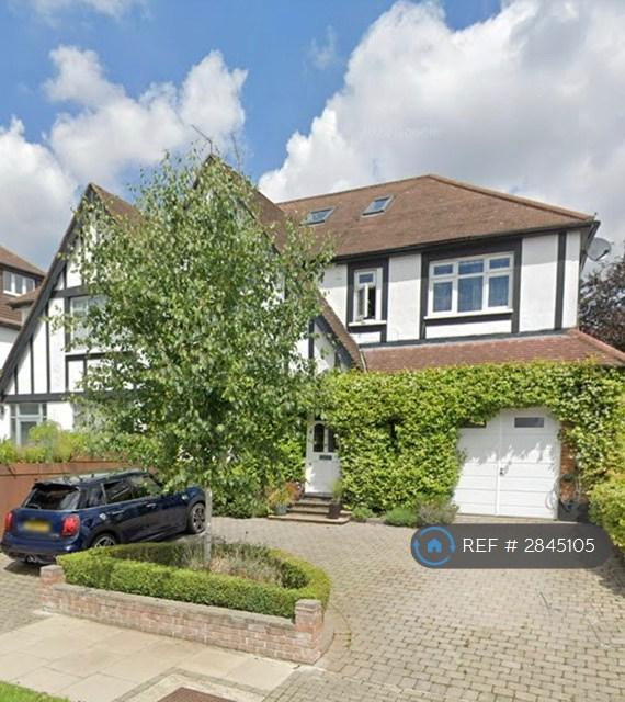 6 bedroom house in Abbots Gardens, London, N2 (6 bed) (#2845105)