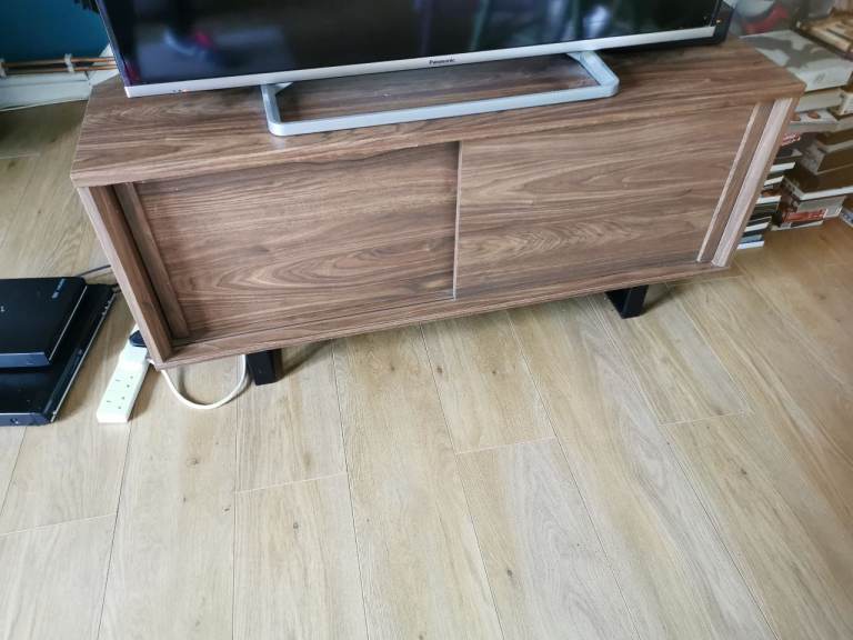 Tv stand/cabinet 