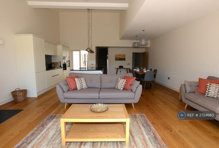 3 bedroom house in Grove Park Drive, Lockinge, Wantage, OX12 (3 bed) (#2724680)