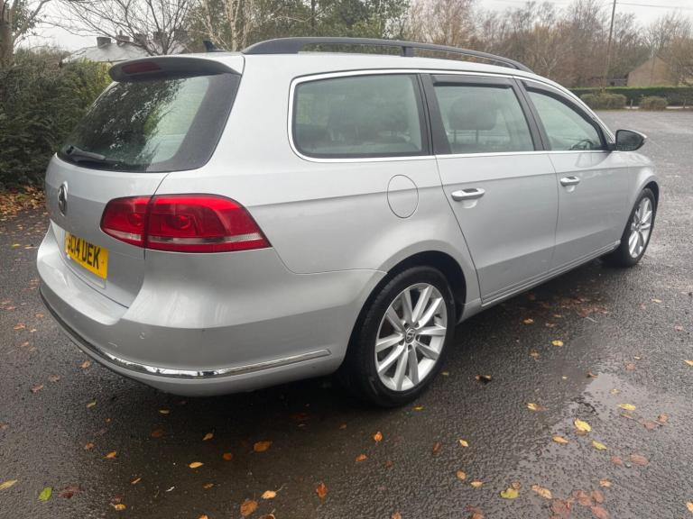 2014 Volkswagen Passat 1.6 TDI BlueMotion Tech Executive Euro 5 (s/s) 5dr ESTATE Diesel Manual