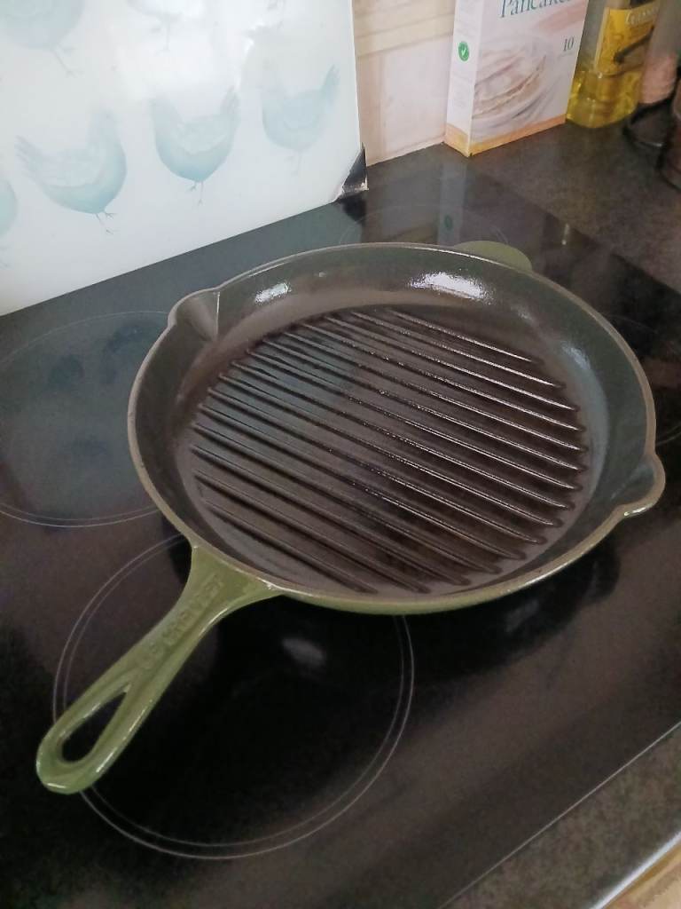 Le Creuset Cast Iron Griddle Skillet Frying Pan, Forest Green, 30cm