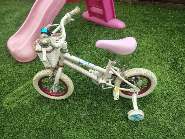 12 Inch wheels Girls Bike 2 - 4 years old with stabilisers