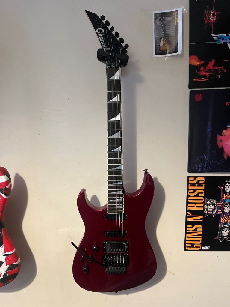 Left handed 1989 charvel 475 deluxe 