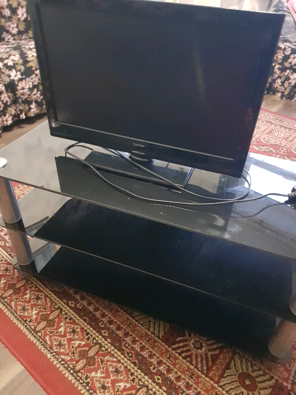 TECHNIKA TV 21 INCHES  