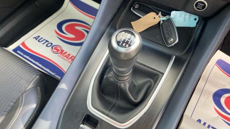 2022 Nissan Qashqai 1.3 DiG-T MH Tekna 5dr HATCHBACK PETROL Manual