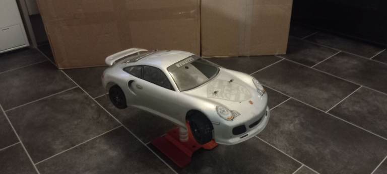 Thunder Tiger TS4N nitro rc car