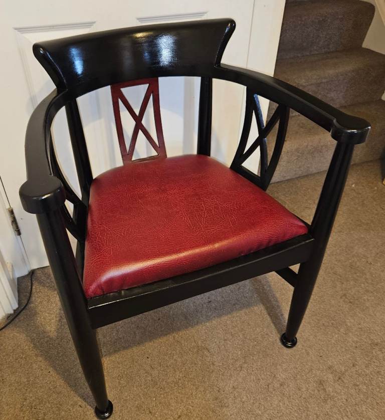 Captains Chair 1930s/40s Fully Restored Inc Reupholstered Seat