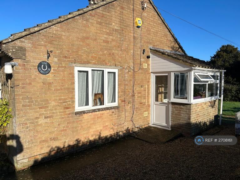 2 bedroom house in Magpie Road, Sulgrave, Banbury, OX17 (2 bed) (#2708161)