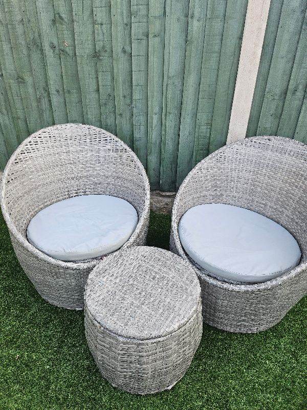 Grey Rattan Garden Set - 2 Chairs & Table