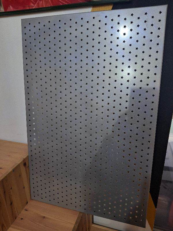 Free large Metal board for magnets (tower hamlets)