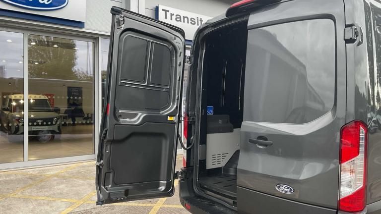  Ford E-Transit 135kW 68kWh H2 Trend Van Auto Medium Roof Van Electric Automatic