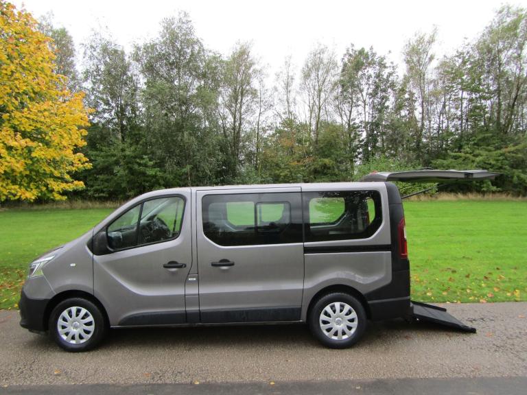 2020 Renault Trafic 2.0 SL28 VAT QUALIFYING Wheelchair Accessible Disabled Mobility Vehicle WAV M...
