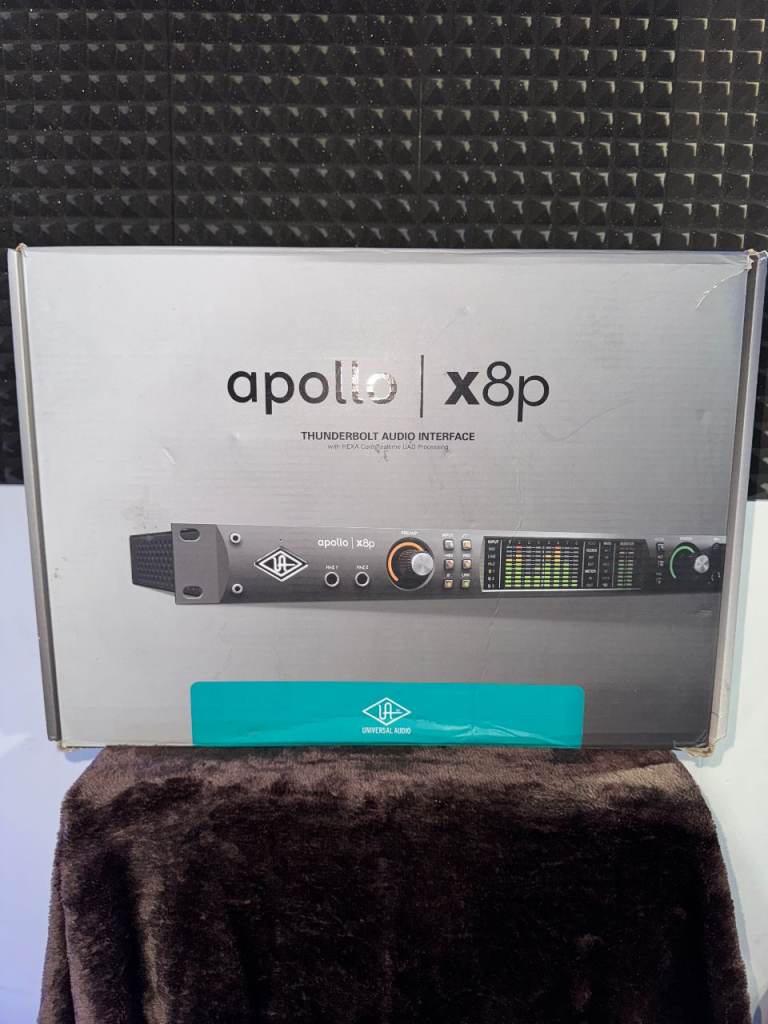 Apollo X8P Thunderbolt Studio Audio Interface With UAD Plug Ins - Barely Used!