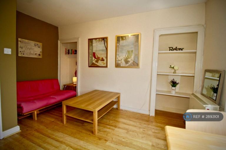 1 bedroom flat in Walcot Buildings, Bath, BA1 (1 bed) (#2893101)